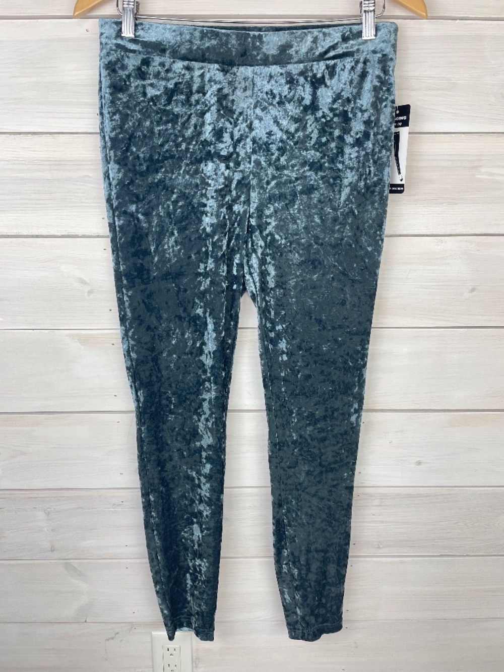 New Directions Slate Blue crushed velvet Slim Leggings Pants - NWT
